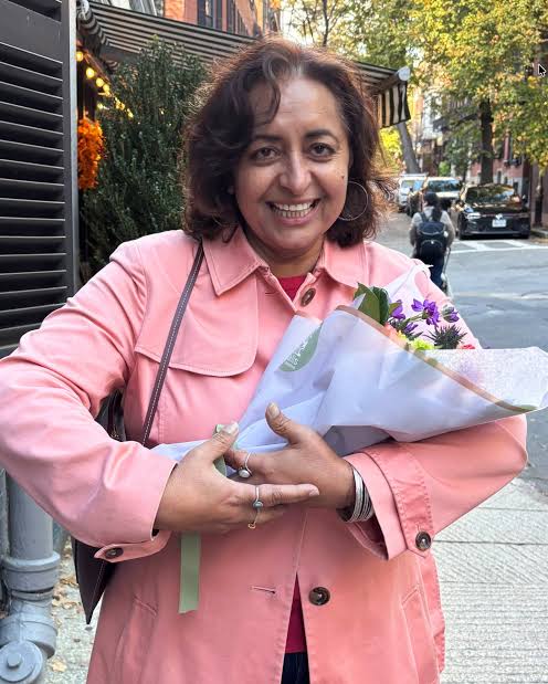Meenu Batra at ICE detention center reporting
